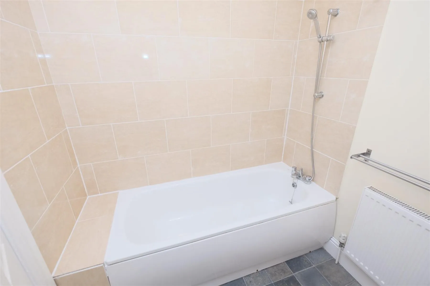 FREEHOLD BLOCK OF FLATS | REDLAND, 6 bedroom, House - 33300909