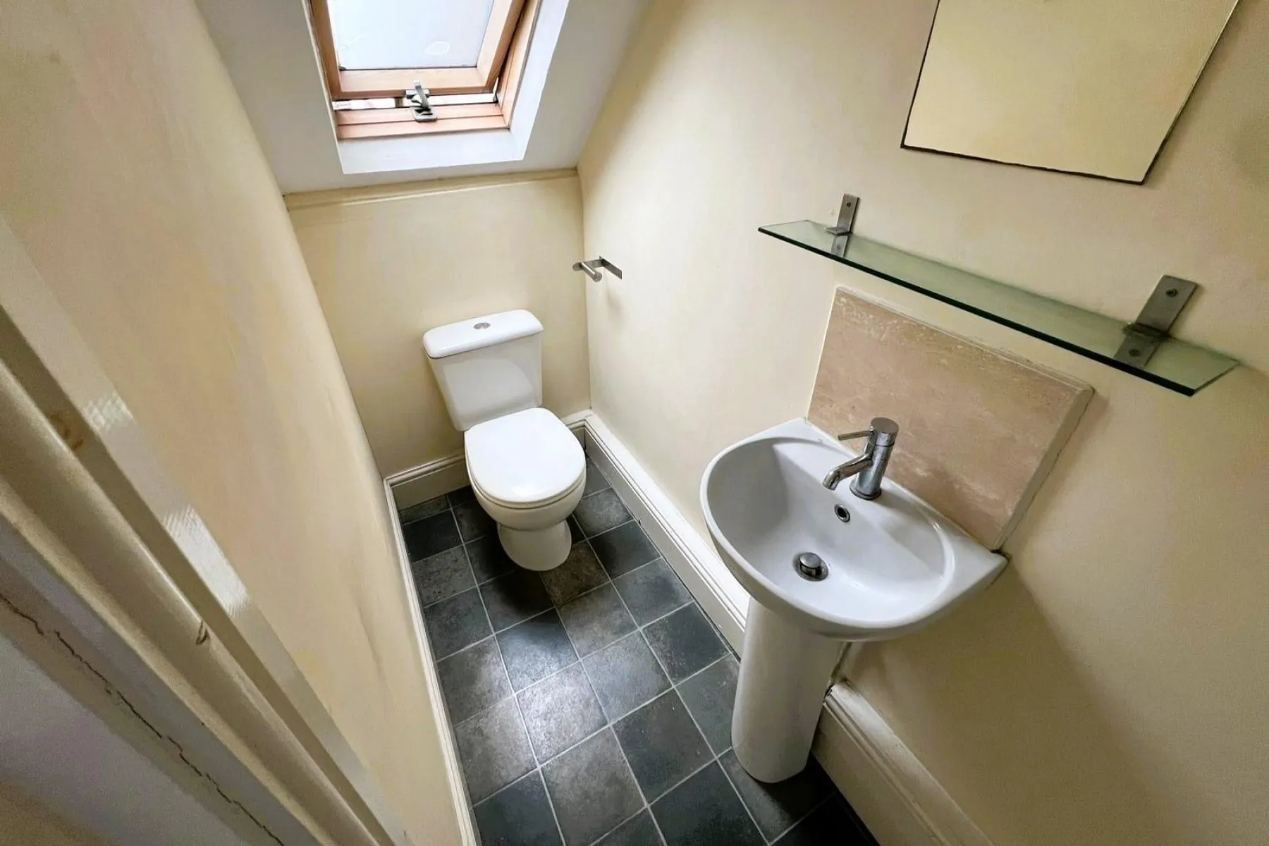 FREEHOLD BLOCK OF FLATS | REDLAND, 6 bedroom, House - 33300909