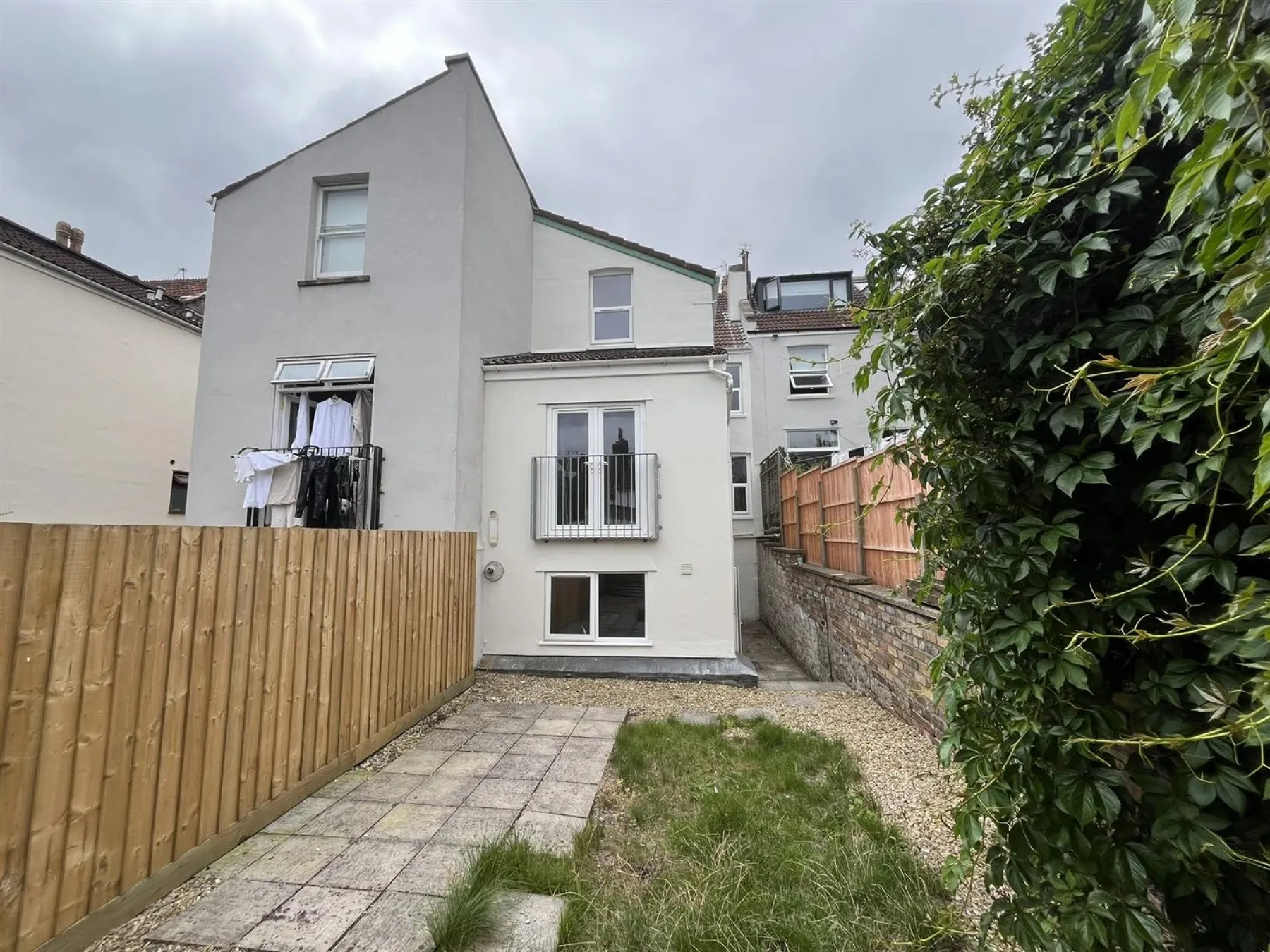 FREEHOLD BLOCK OF FLATS | REDLAND, 6 bedroom, House - 33300909