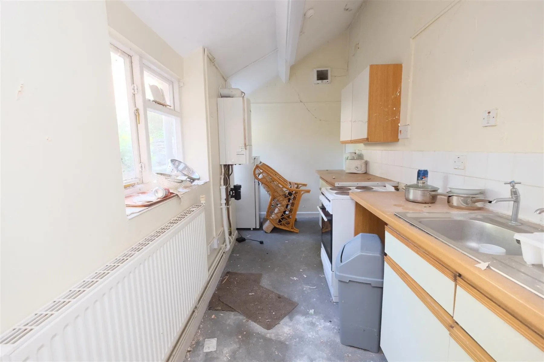 FREEHOLD BLOCK FLATS | REDLAND, 13 bedroom, House - Detached - 33324021