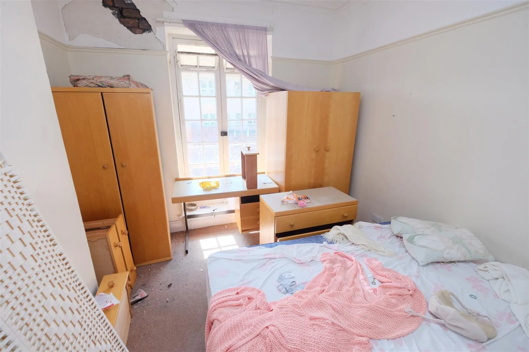 FREEHOLD BLOCK FLATS | REDLAND, 13 bedroom, House - Detached - 33324021