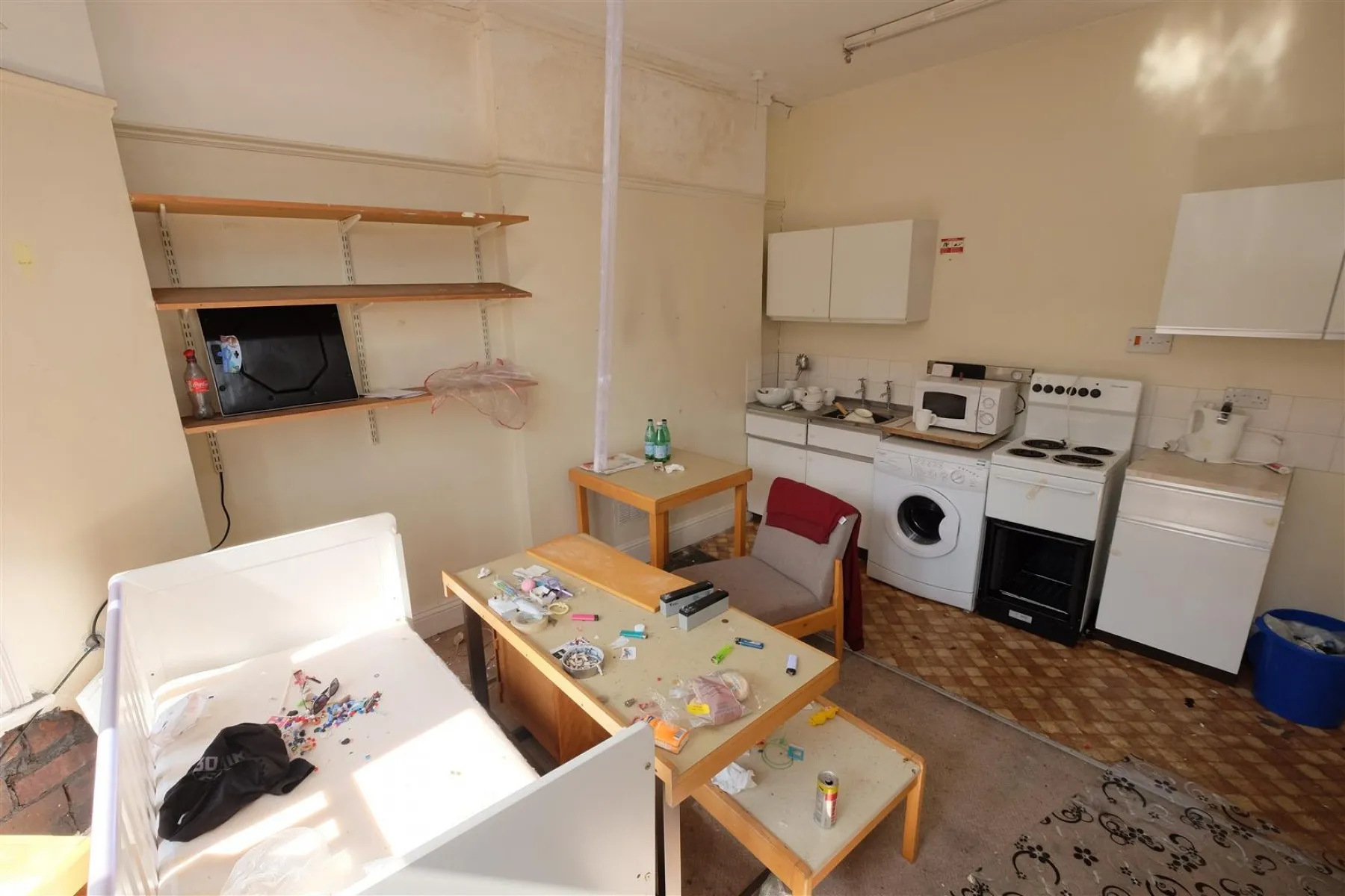 FREEHOLD BLOCK FLATS | REDLAND, 13 bedroom, House - Detached - 33324021