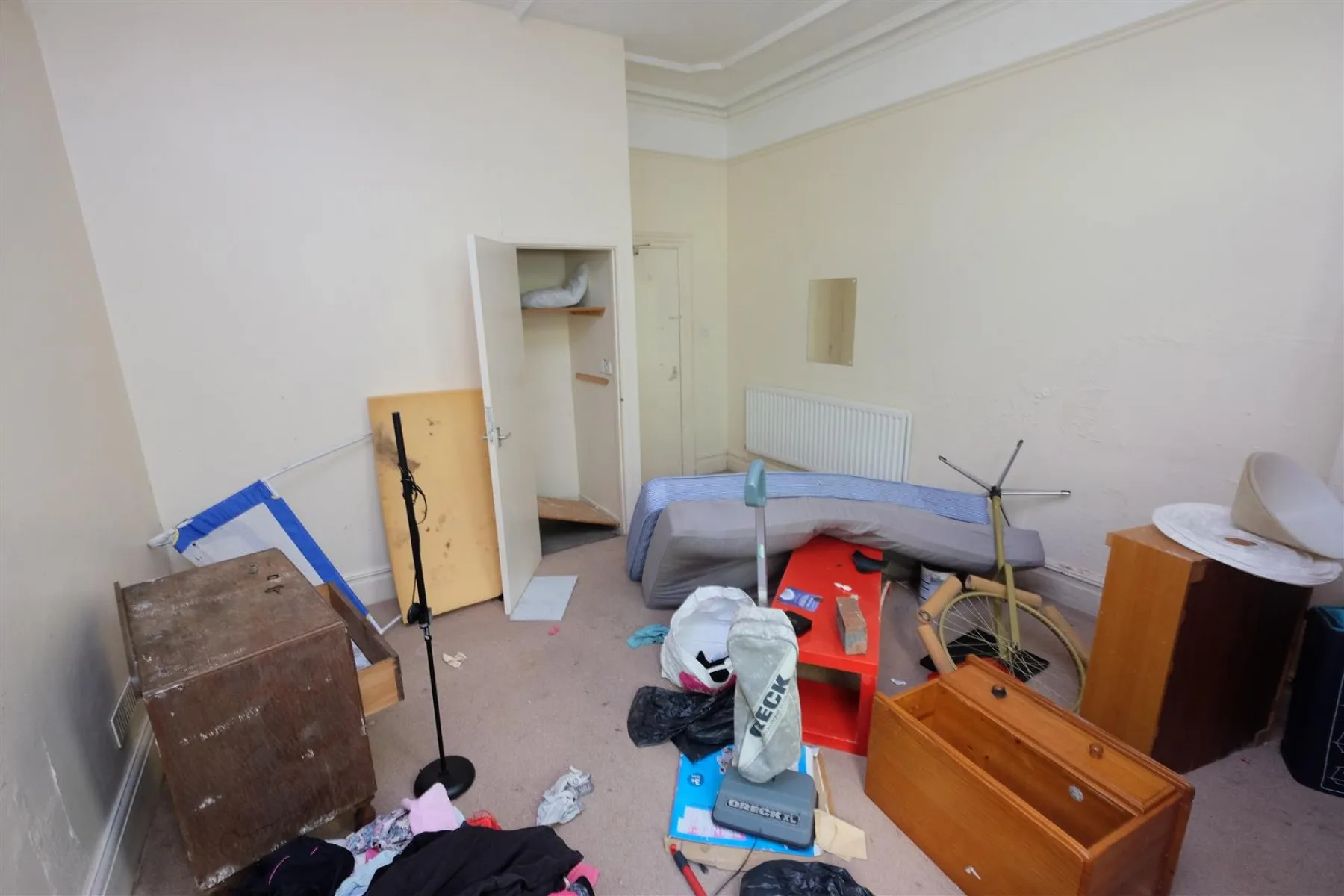 FREEHOLD BLOCK FLATS | REDLAND, 13 bedroom, House - Detached - 33324021
