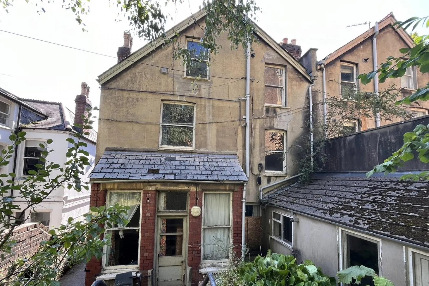 FREEHOLD BLOCK FLATS | REDLAND, 13 bedroom, House - Detached - 33324021
