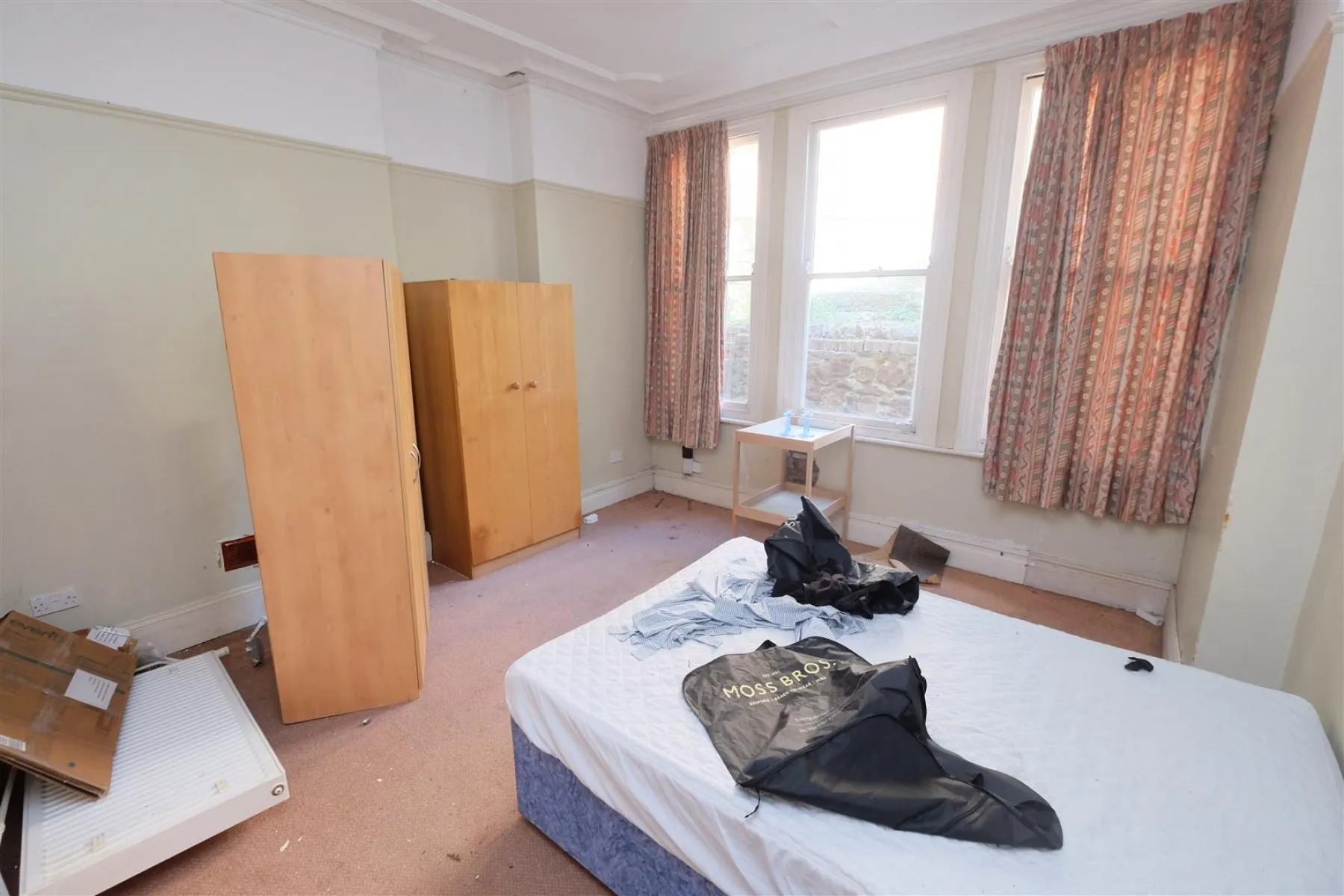 FREEHOLD BLOCK FLATS | REDLAND, 13 bedroom, House - Detached - 33324021