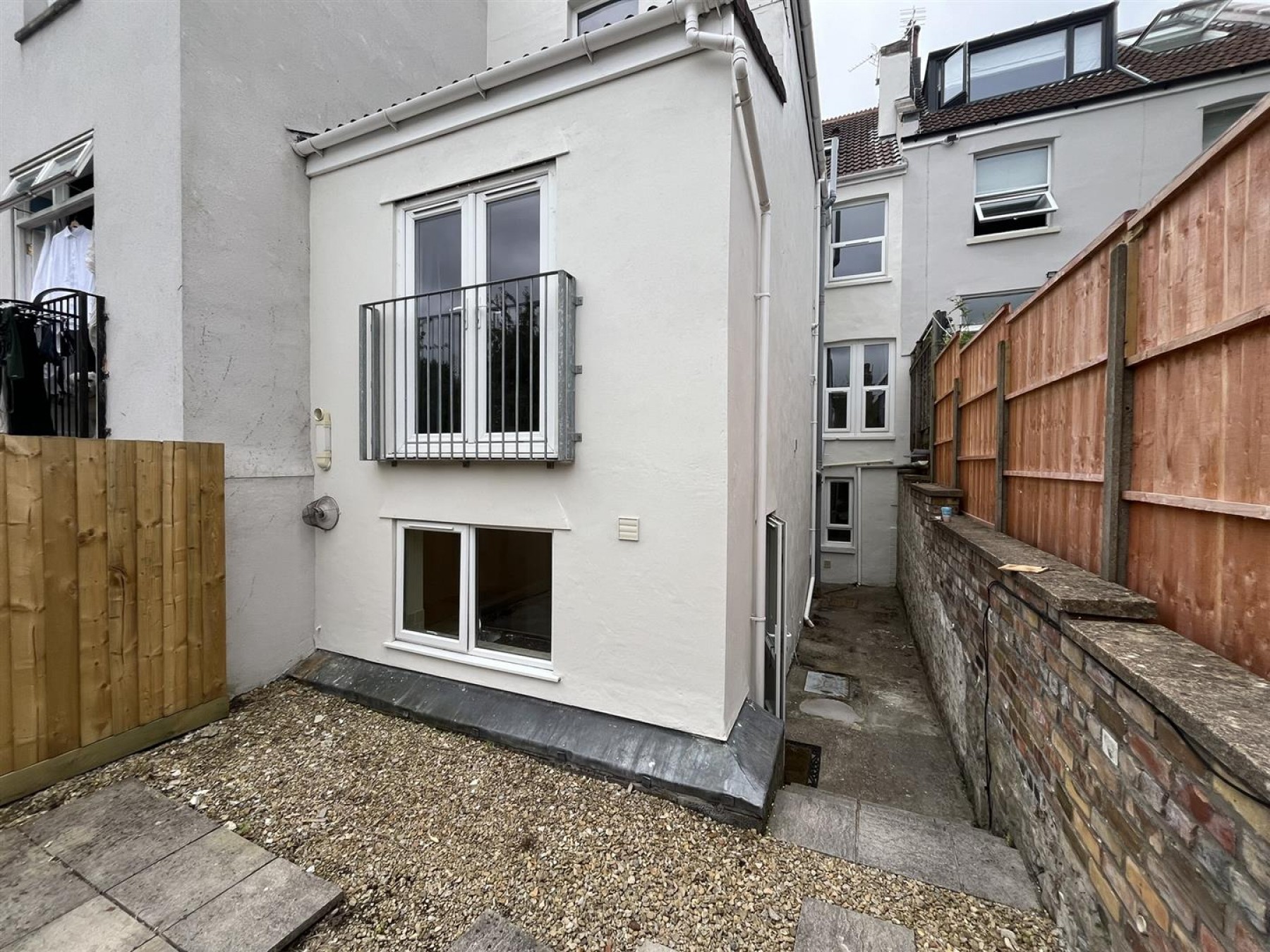 FREEHOLD BLOCK OF FLATS | REDLAND, 6 bedroom, House - 33300909