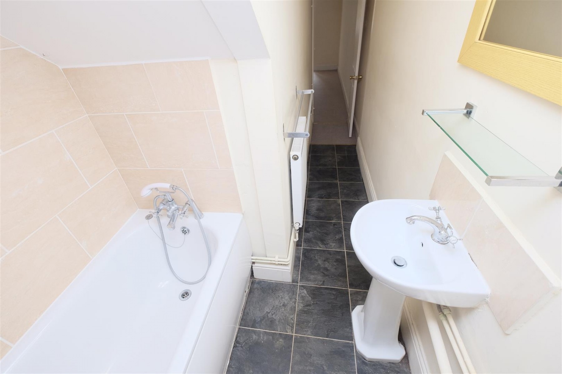 FREEHOLD BLOCK OF FLATS | REDLAND, 6 bedroom, House - 33300909