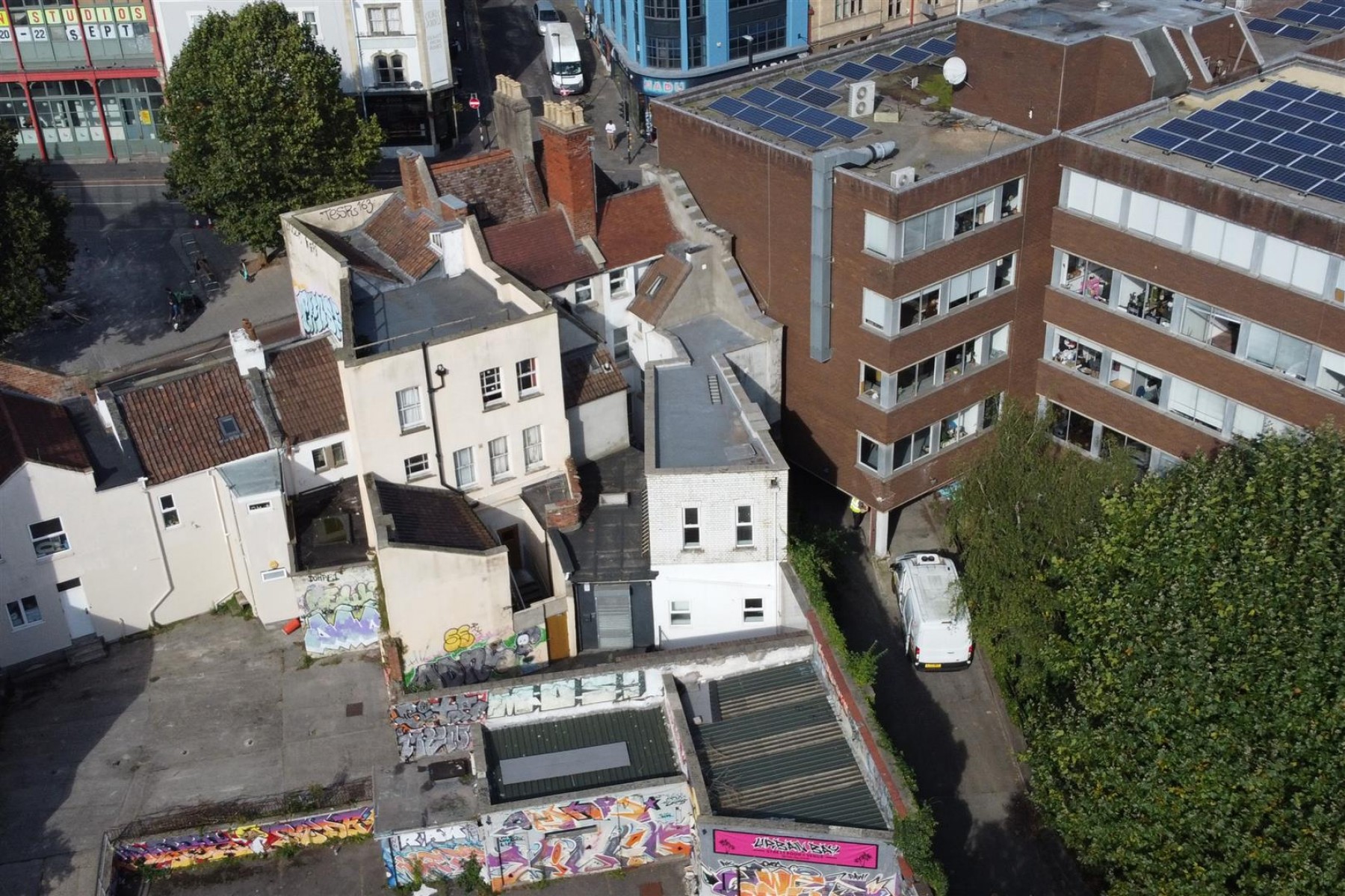 HMO INVESTMENT | £77K | BANKSY | BS1, 8 bedroom, House - Terraced - 33421028