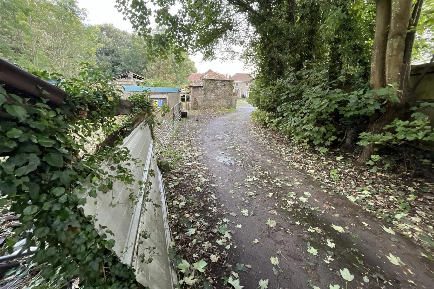 COACH HOUSE + GARAGES | BRISLINGTON, 5 bedroom, House - 33414365