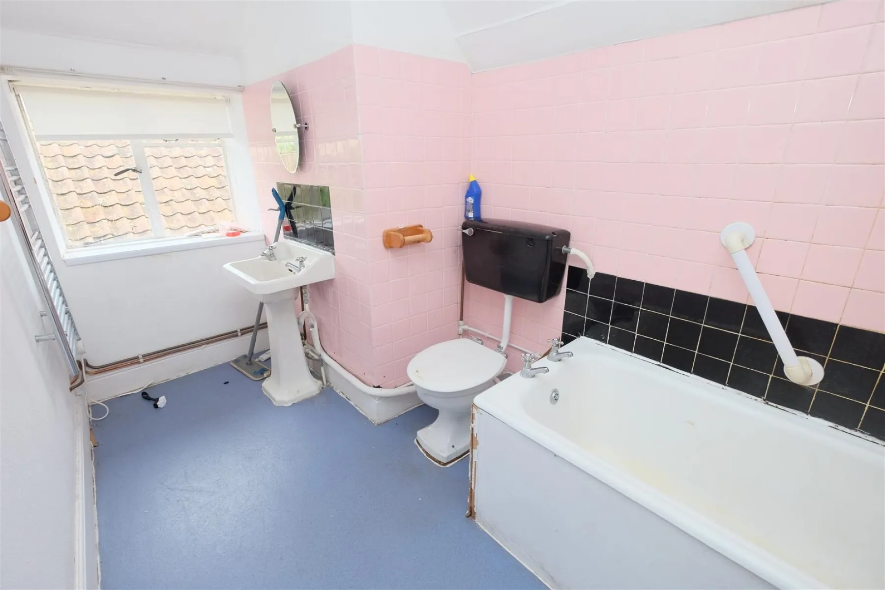 COTTAGE | UPDATING | KEYNSHAM, 3 bedroom, House - 33440807