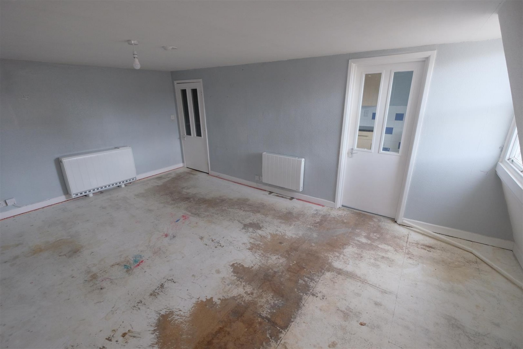 FLAT | UPDATING | BA1, 2 bedroom, Flat - 33470391