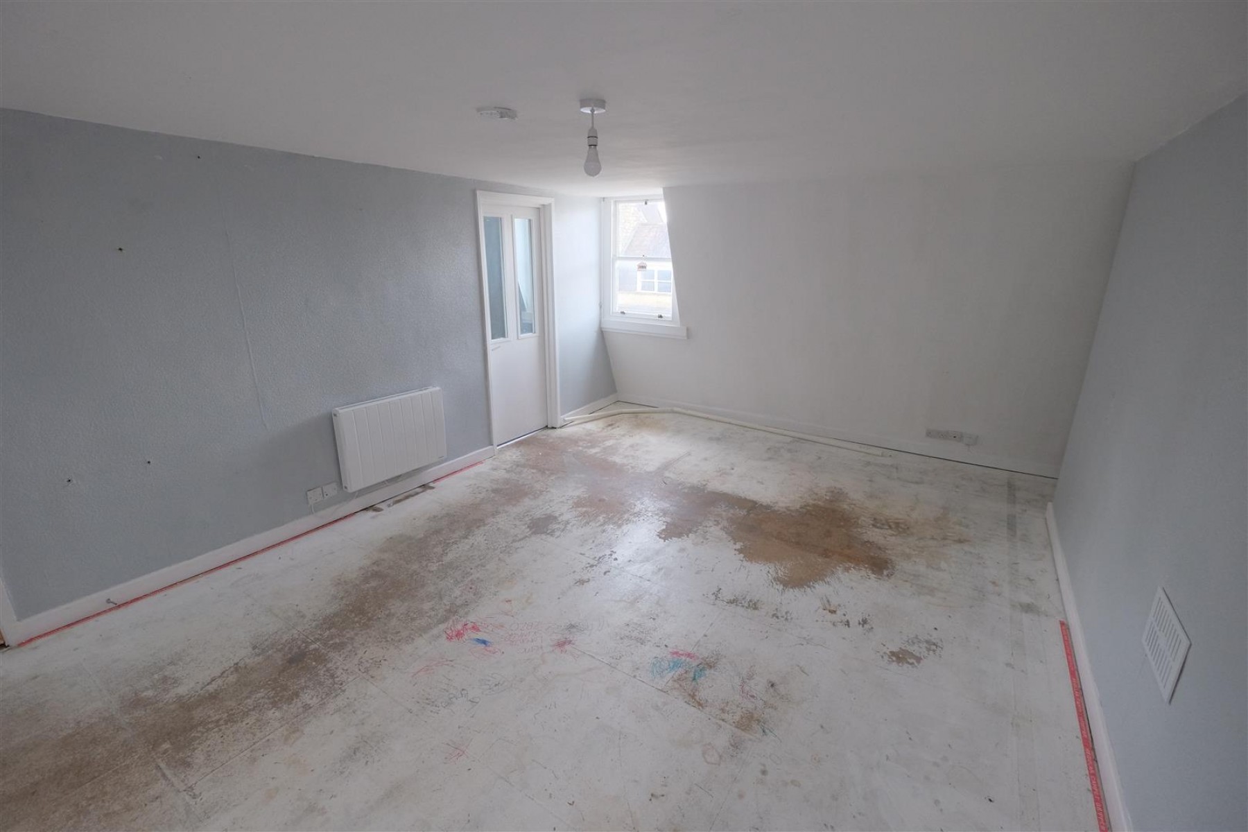 FLAT | UPDATING | BA1, 2 bedroom, Flat - 33470391