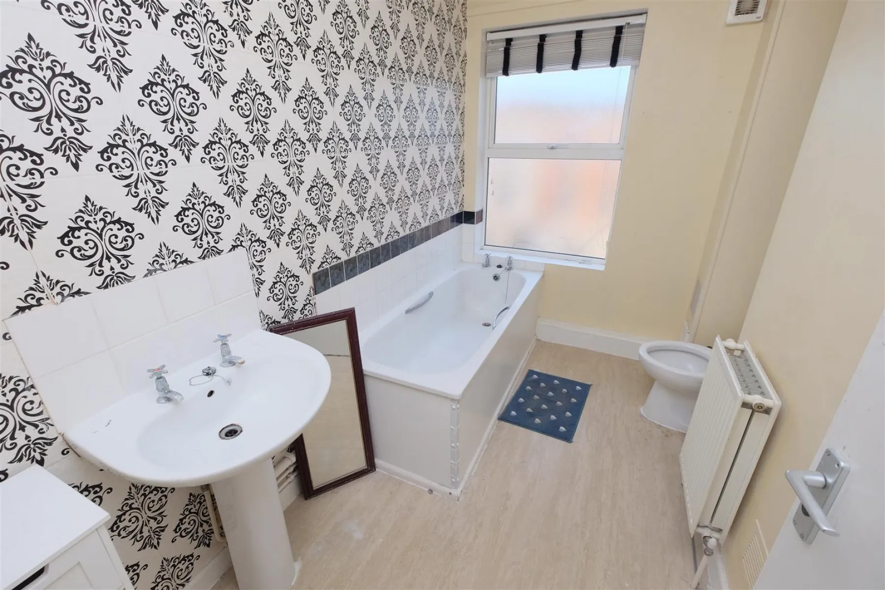 FLAT | UPDATING | ST PAULS, 1 bedroom, Flat - 32827978