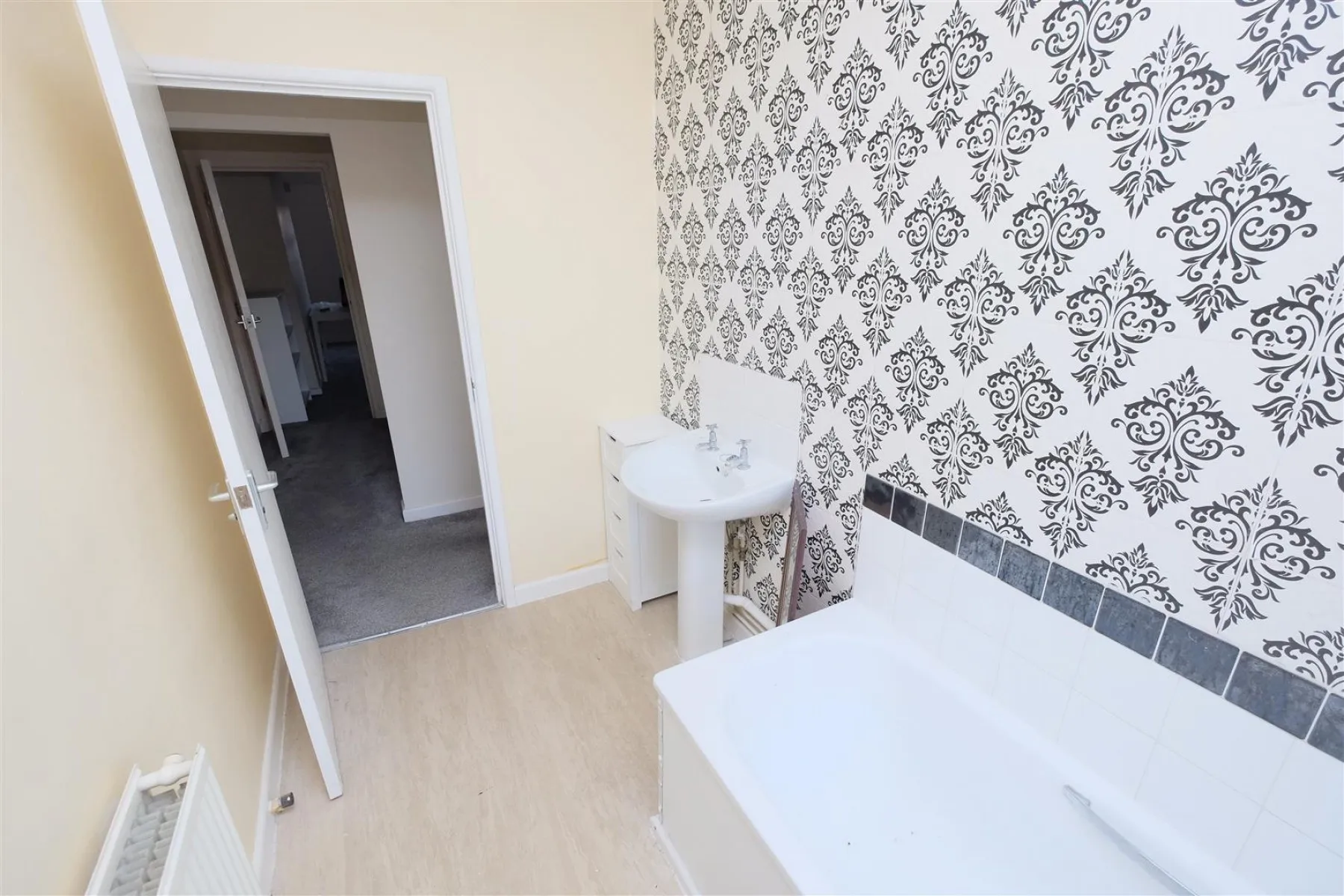 FLAT | UPDATING | ST PAULS, 1 bedroom, Flat - 32827978