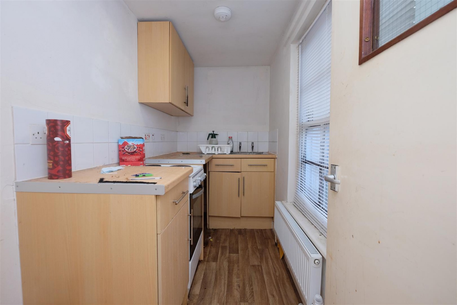 TOP FLOOR FLAT| UPDATING | BS6, 1 bedroom, Flat - 32779251
