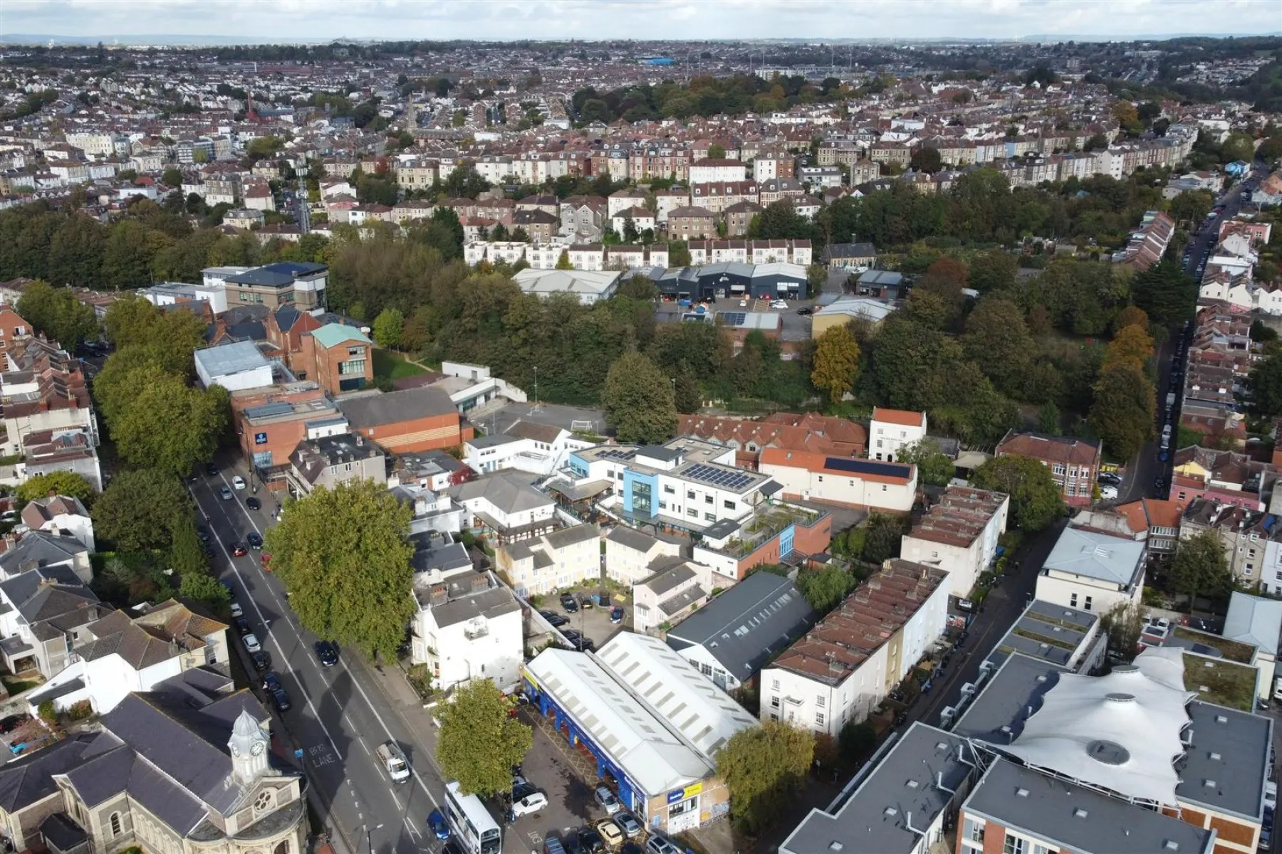 TOP FLOOR FLAT| UPDATING | BS6, 1 bedroom, Flat - 32779251