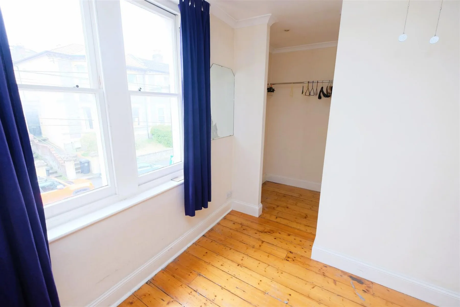 HOUSE / FLATS | UPDATING | BS6, 4 bedroom, House - 32927338