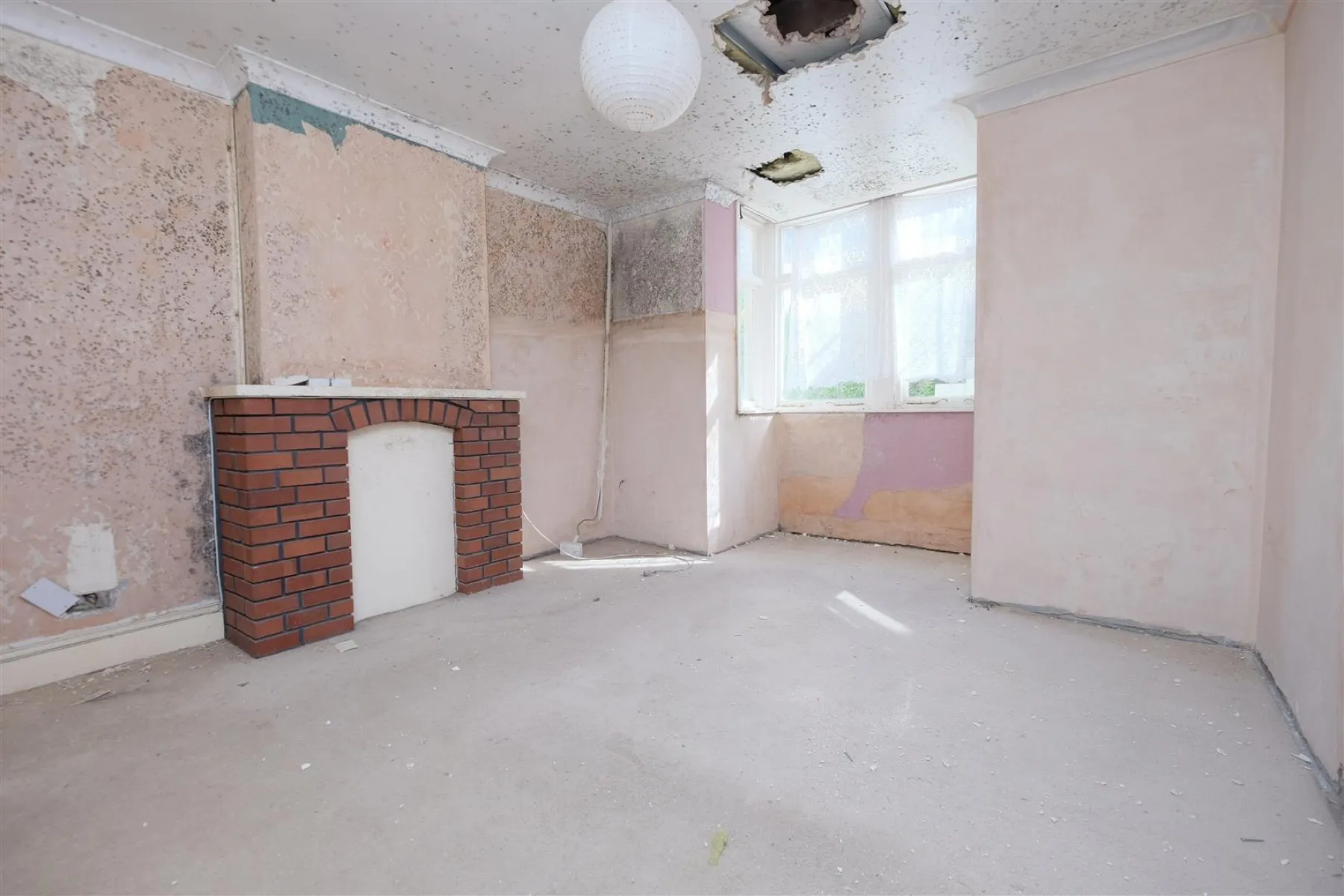 HOUSE / FLATS | UPDATING | BS6, 4 bedroom, House - 32927338