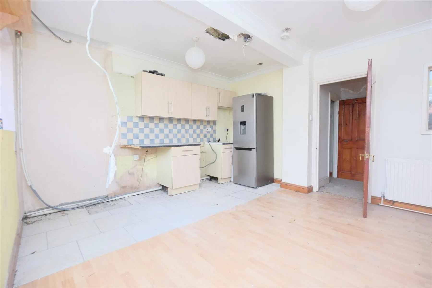 HOUSE / FLATS | UPDATING | BS6, 4 bedroom, House - 32927338