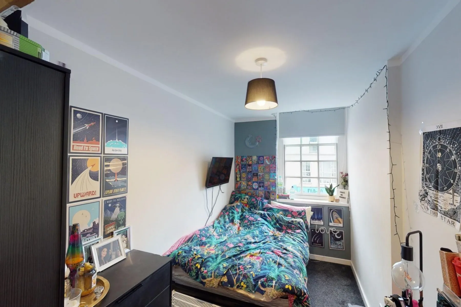FREEHOLD | MIXED USE | £83K PA, 6 bedroom, Commercial - 32940157