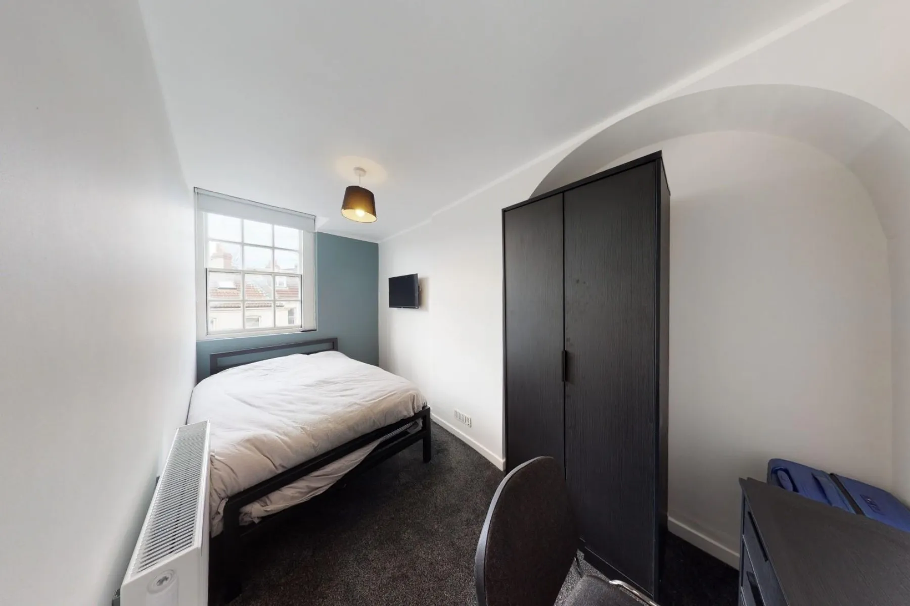 FREEHOLD | MIXED USE | £83K PA, 6 bedroom, Commercial - 32940157