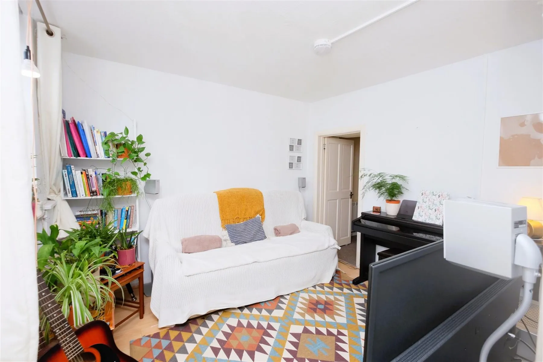 3 X FLATS | £20K PA, 4 bedroom, Flat - 32920375