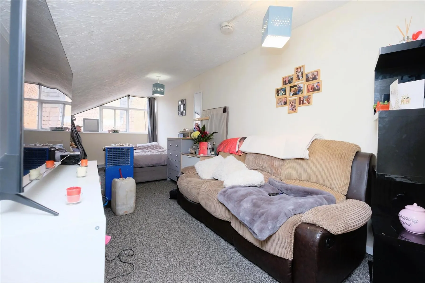 3 X FLATS | £20K PA, 4 bedroom, Flat - 32920375