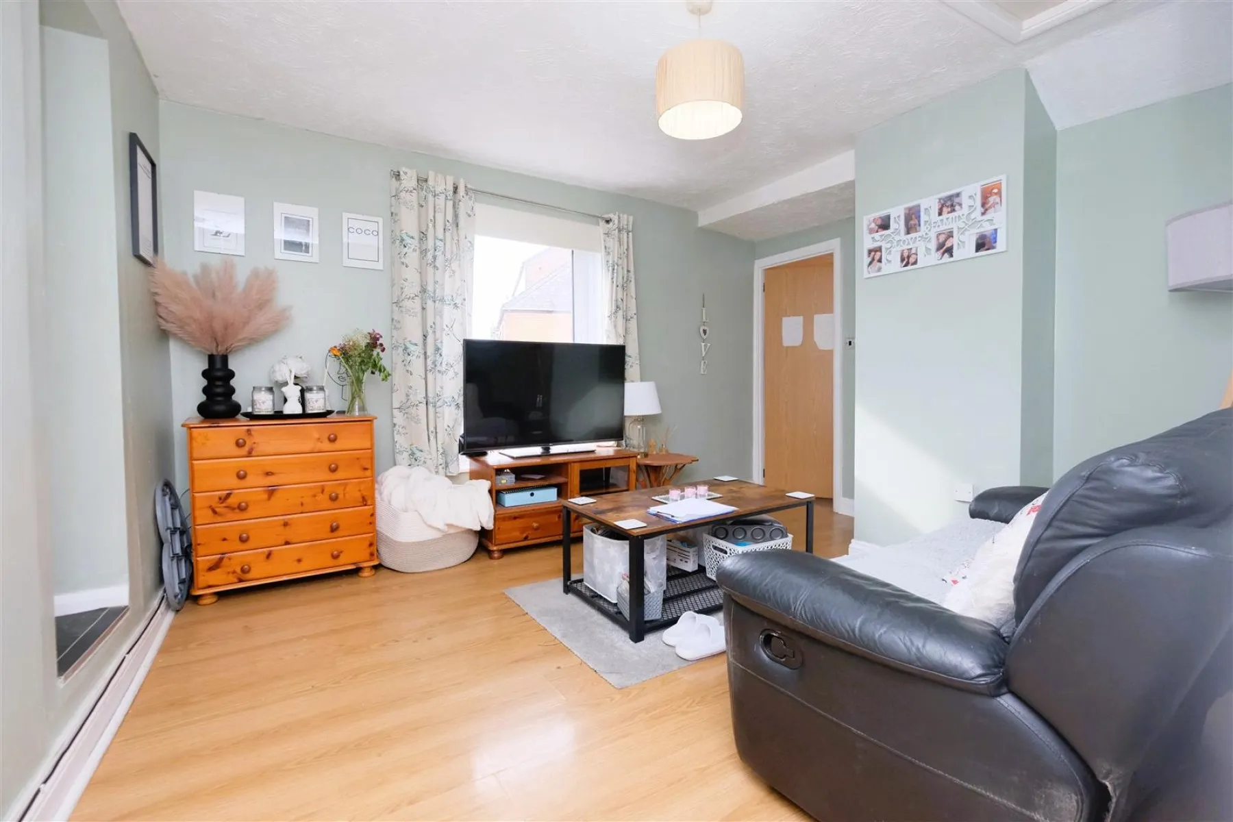3 X FLATS | £20K PA, 4 bedroom, Flat - 32920375