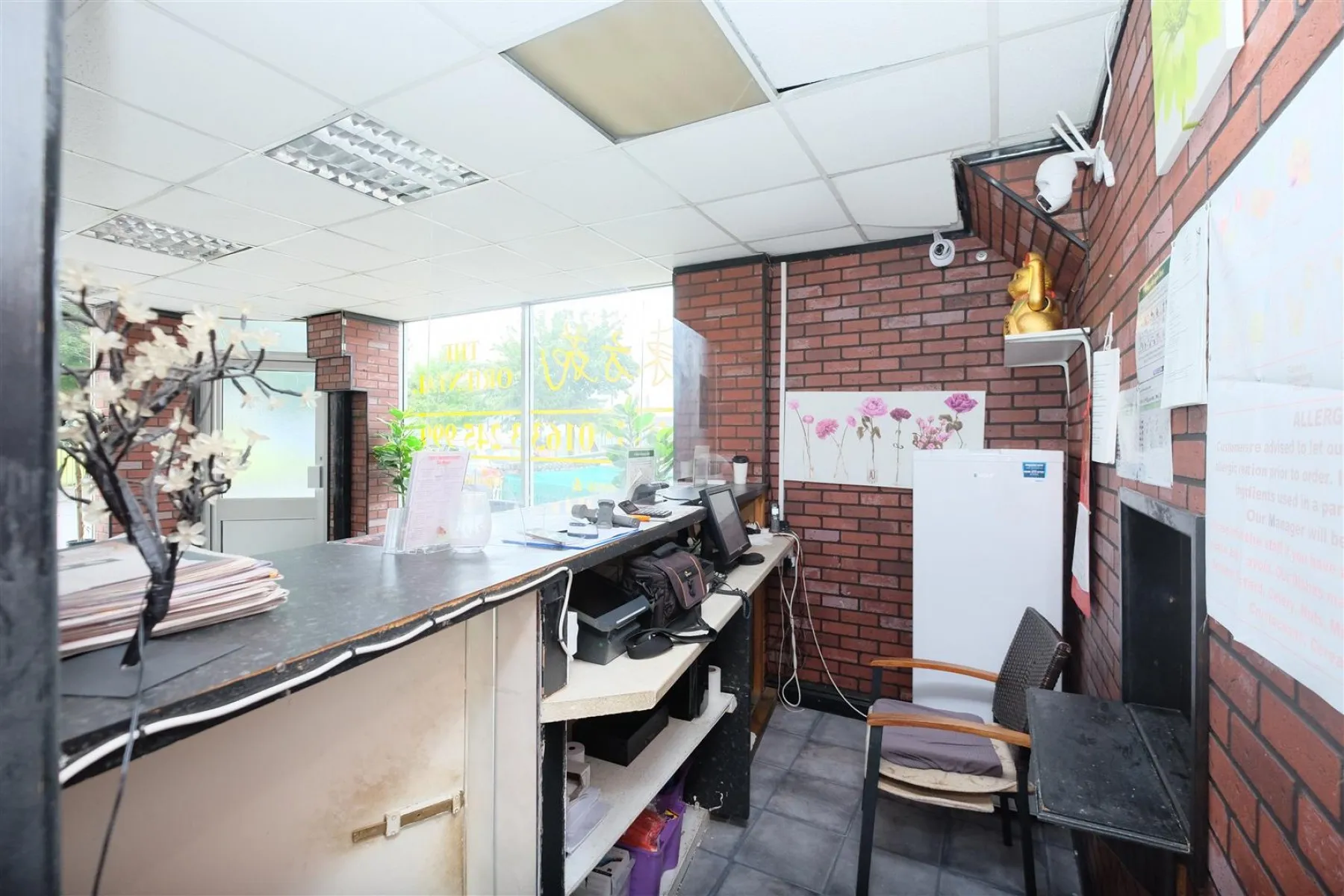 MIXED USE INVESTMENT | NEWPORT, 3 bedroom, Commercial - 33165757