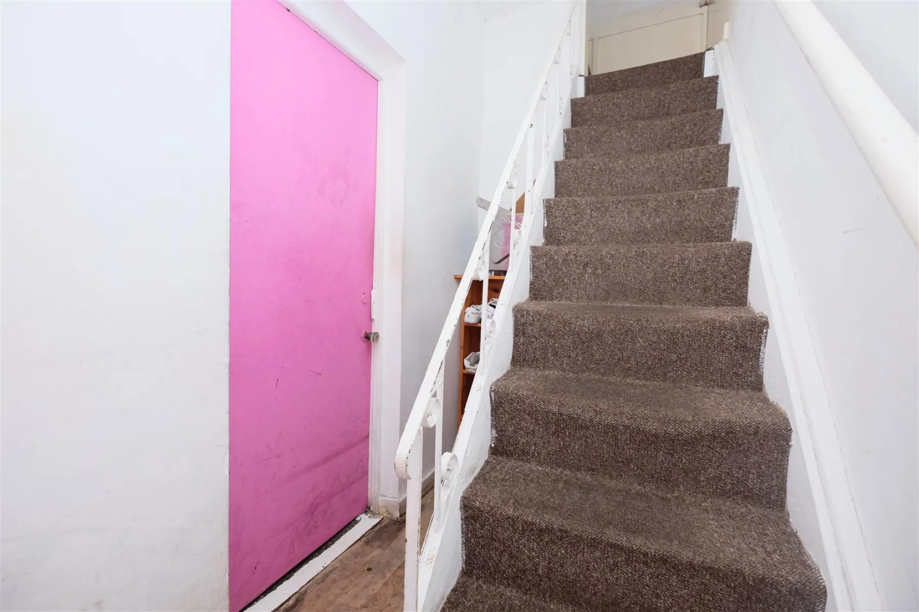 MIXED USE INVESTMENT | NEWPORT, 3 bedroom, Commercial - 33165757