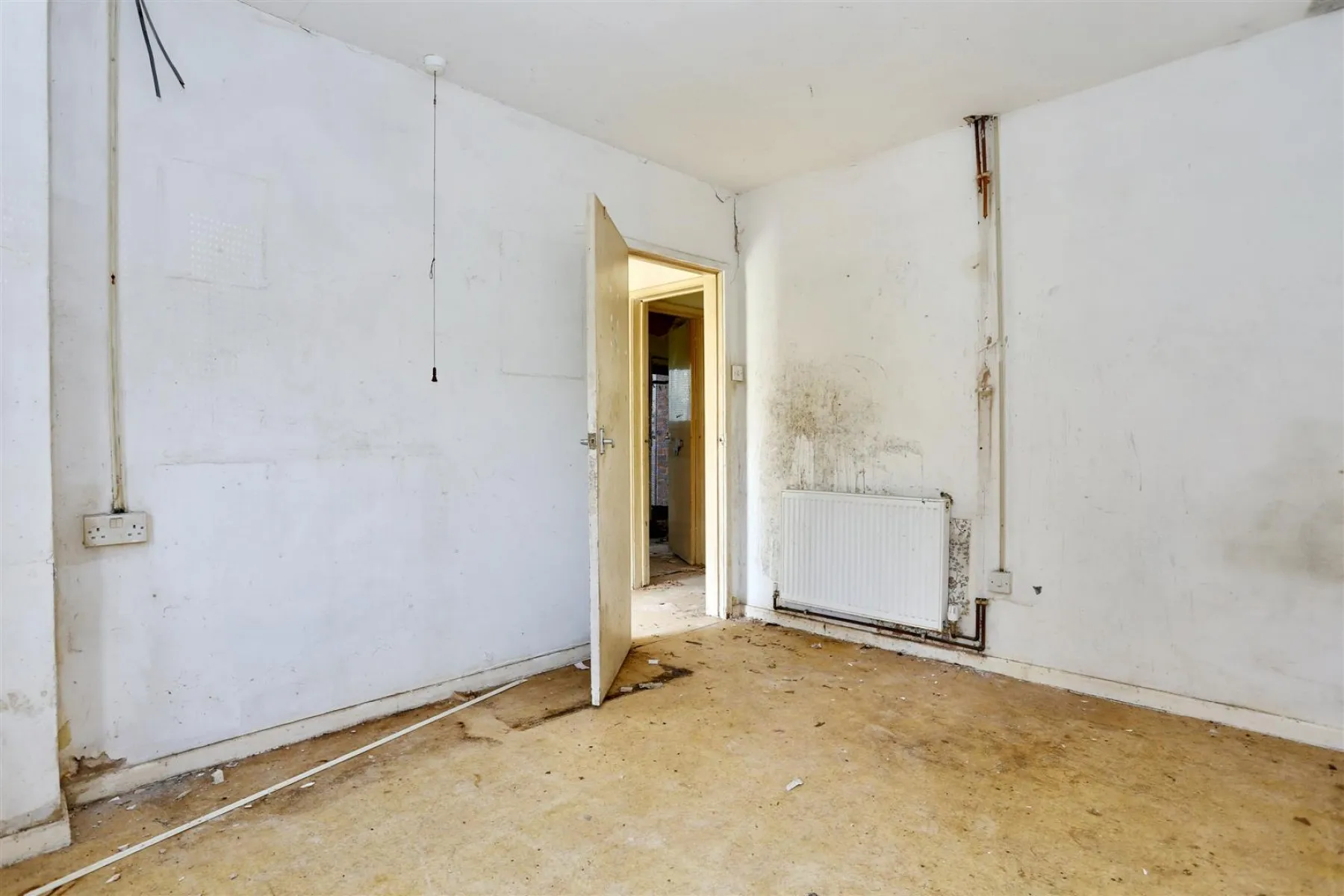 2 X BUNGALOWS | TEWKESBURY, 2 bedroom, Bungalow - Detached - 33117046