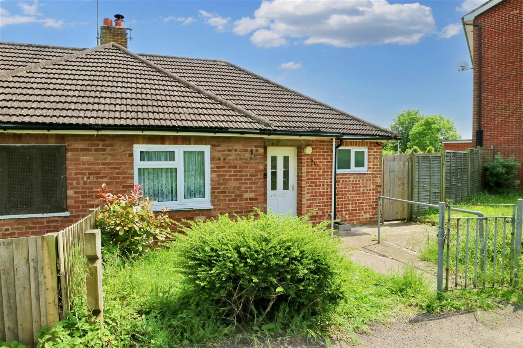 2 X BUNGALOWS | TEWKESBURY, 2 bedroom, Bungalow - Detached - 33117046