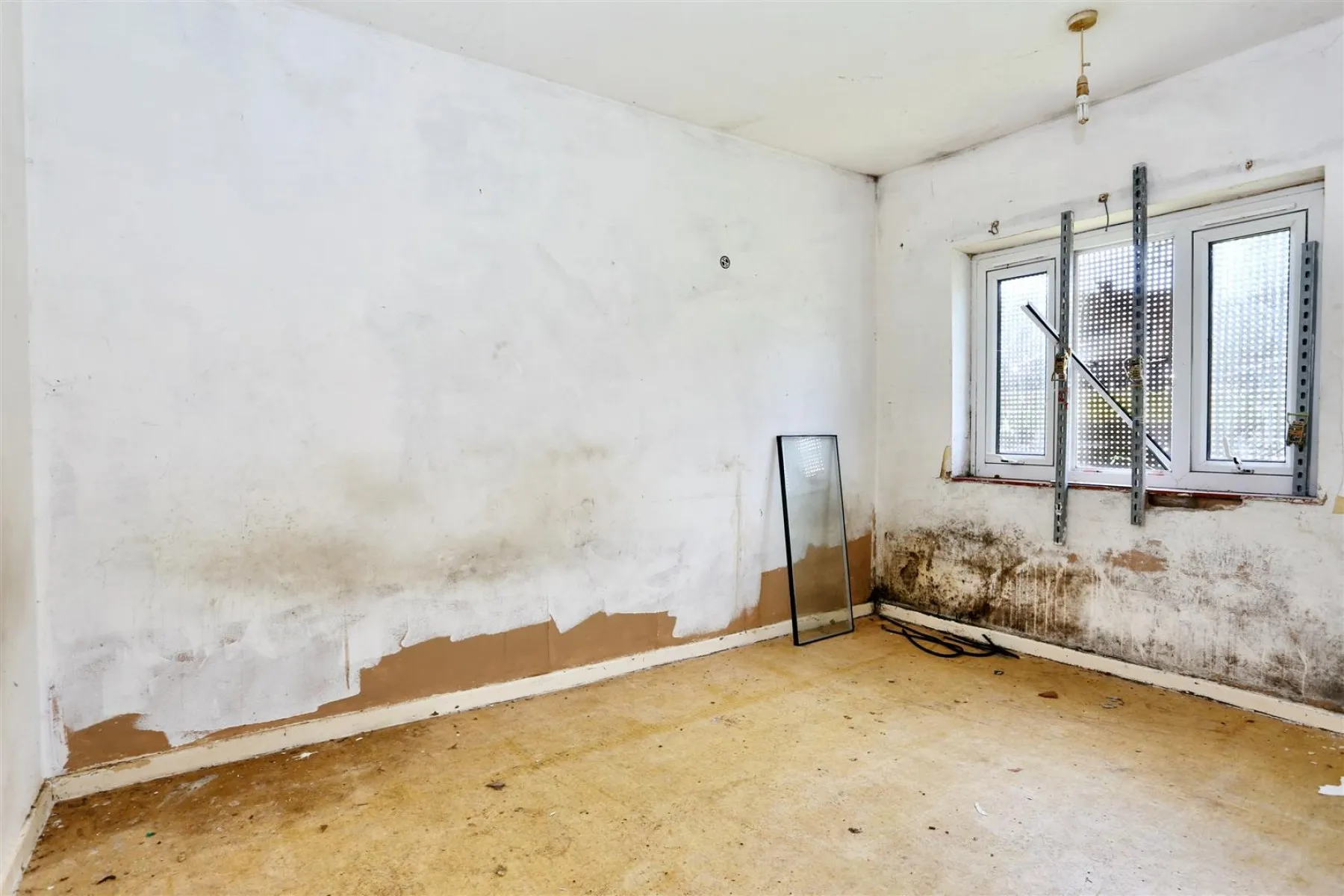 2 X BUNGALOWS | TEWKESBURY, 2 bedroom, Bungalow - Detached - 33117046