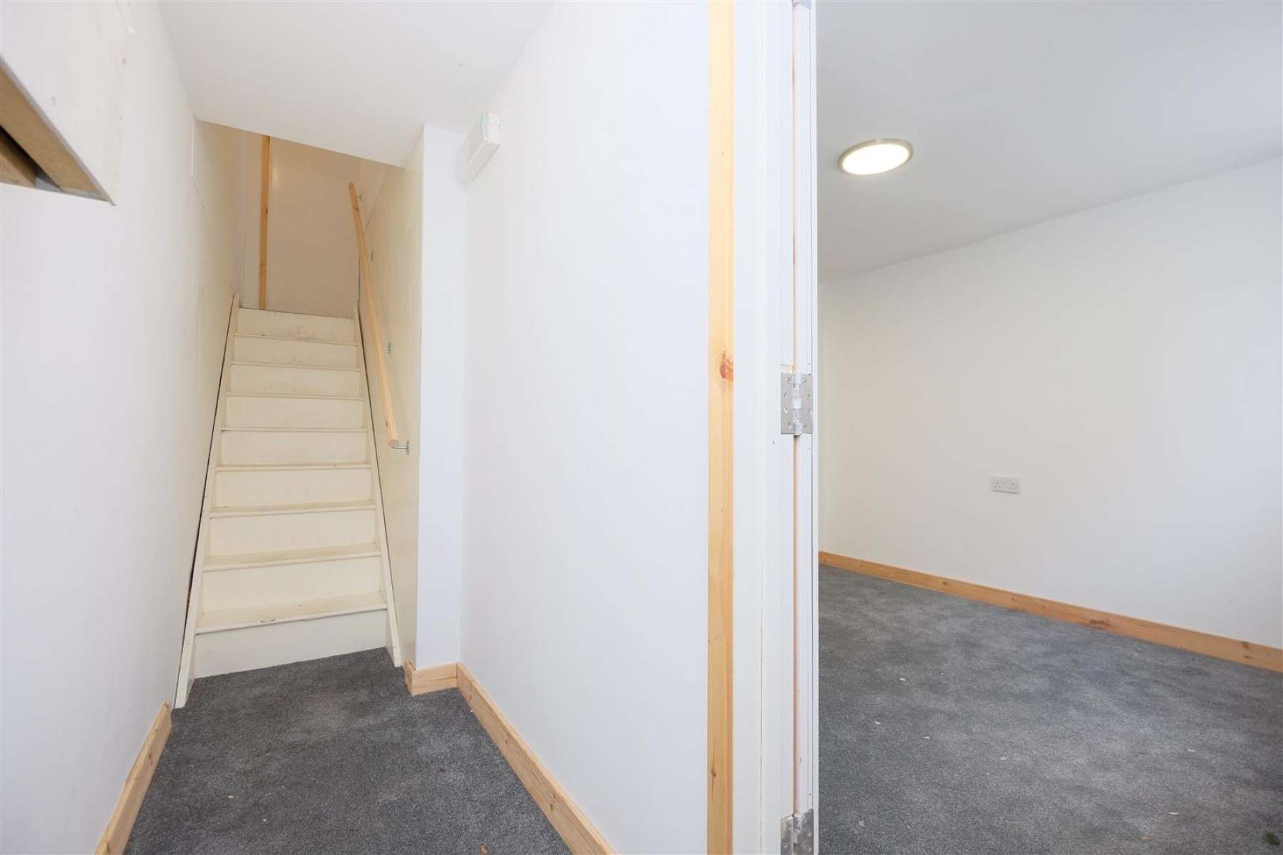 GARAGE / OFFICE | BS5, Garage - 33243313