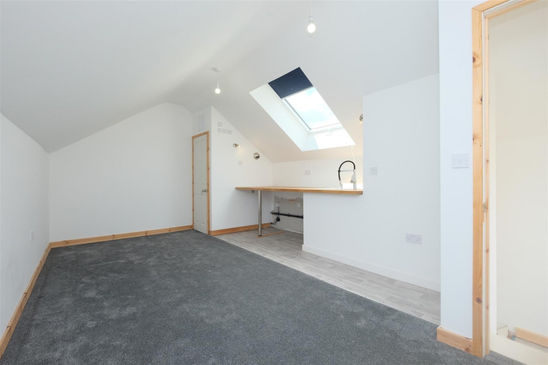 GARAGE / OFFICE | BS5, Garage - 33243313