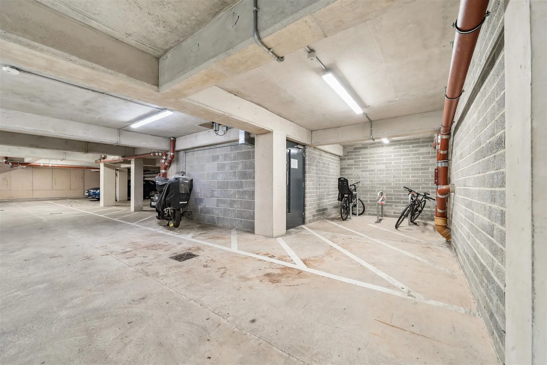 Winsley Road, Cotham, 2 bedroom, Flat - 33806663