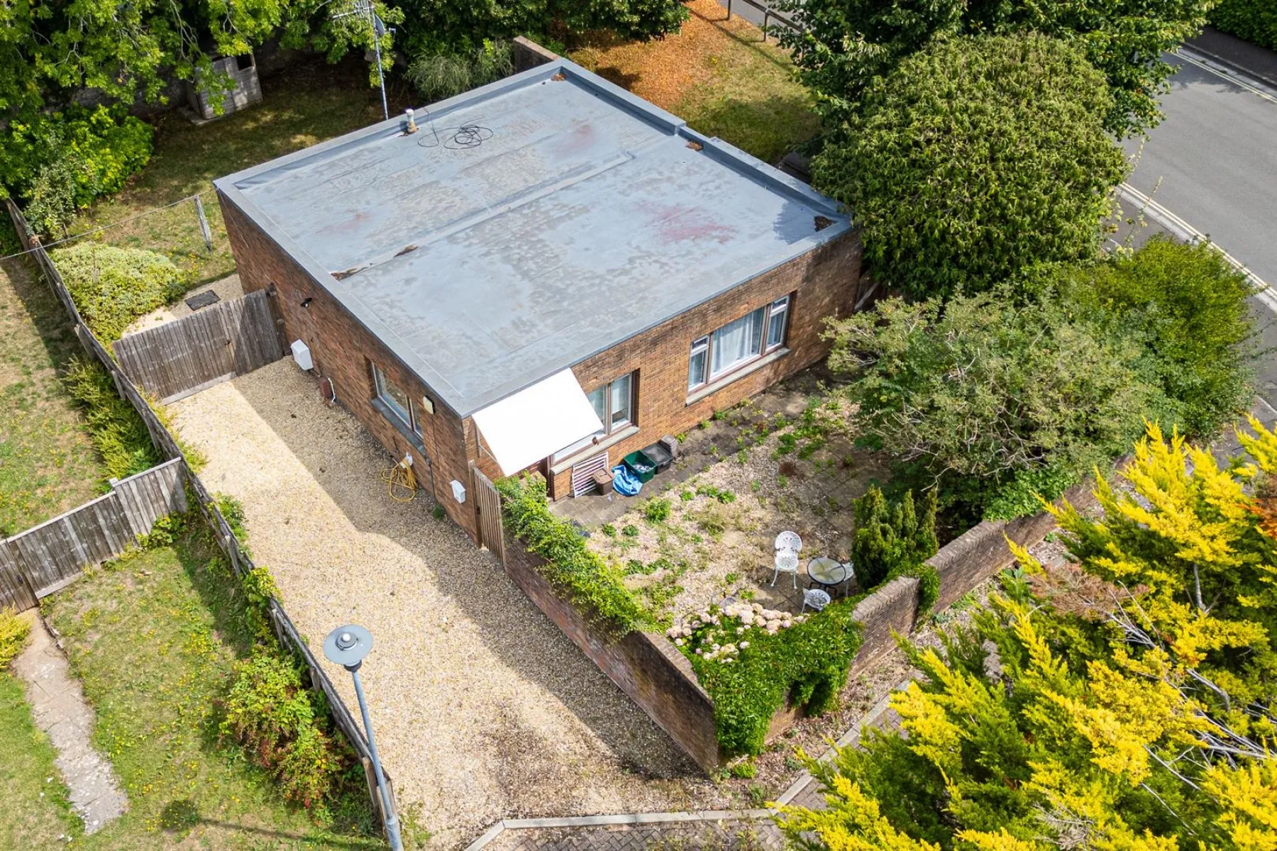 DETACHED WITH POTENTIAL | STOKE BISHOP, 2 bedroom, House - Detached - 34113721
