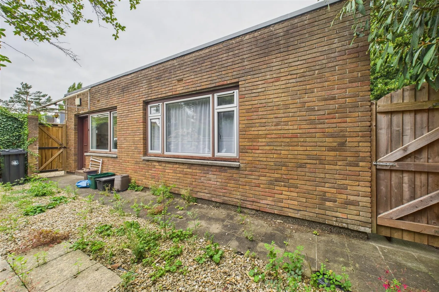 DETACHED WITH POTENTIAL | STOKE BISHOP, 2 bedroom, House - Detached - 34113721
