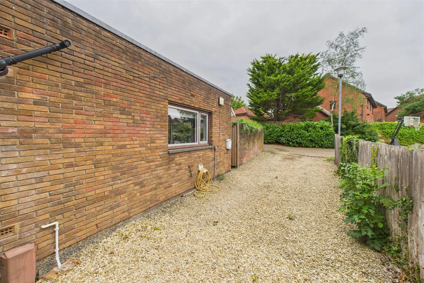 DETACHED WITH POTENTIAL | STOKE BISHOP, 2 bedroom, House - Detached - 34113721
