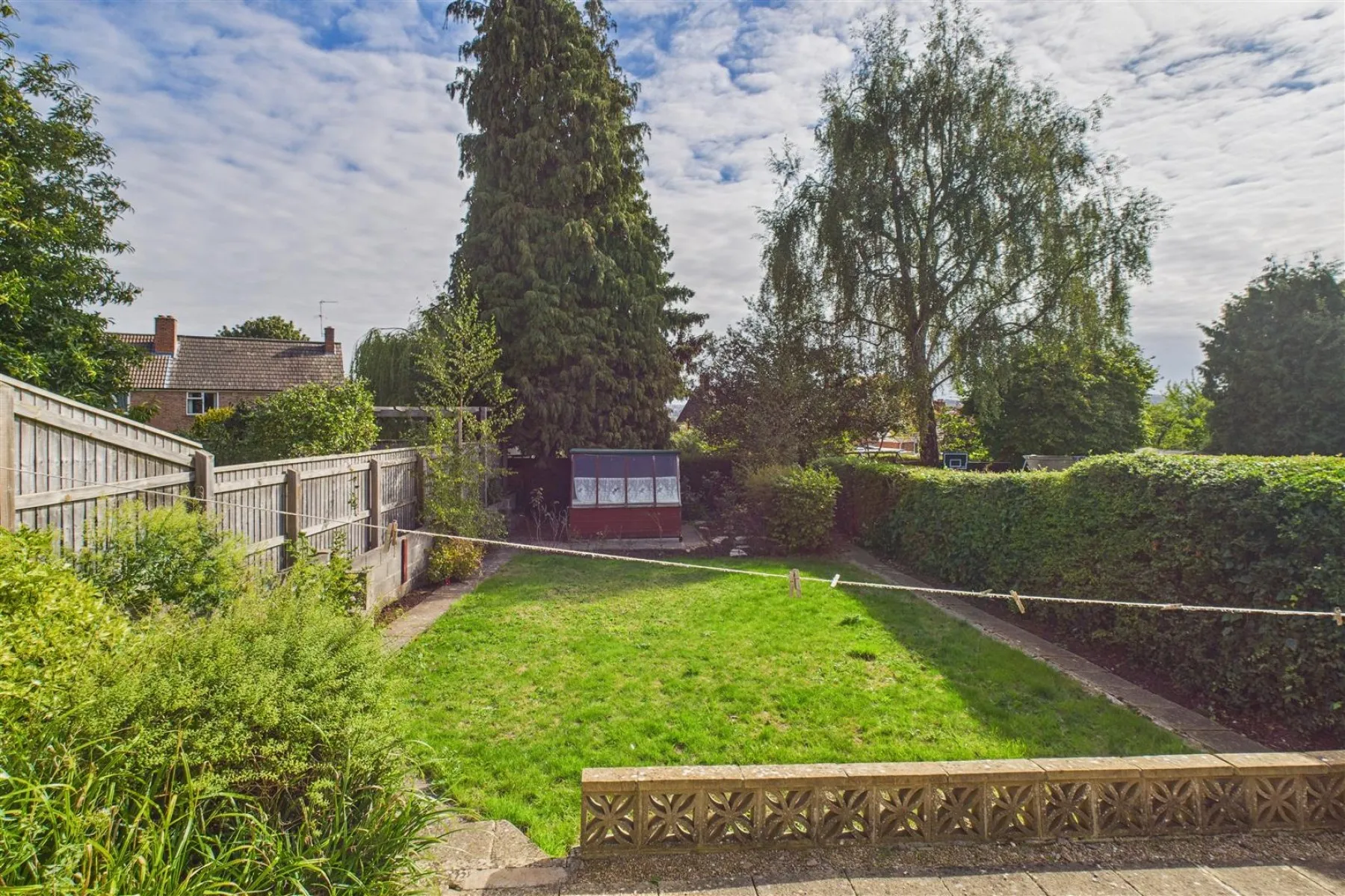 SEMI FOR BASIC UPDATING | COOMBE DINGLE, 3 bedroom, House - Semi-Detached - 34210196