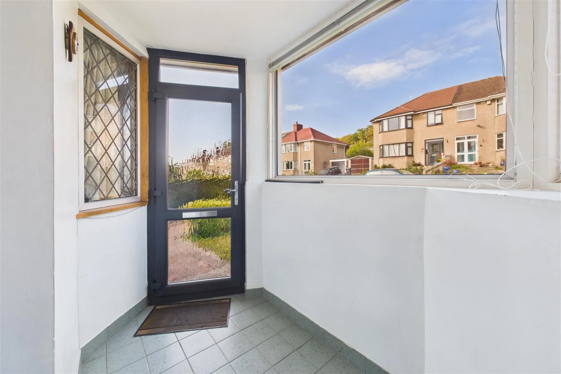 SEMI FOR BASIC UPDATING | COOMBE DINGLE, 3 bedroom, House - Semi-Detached - 34210196