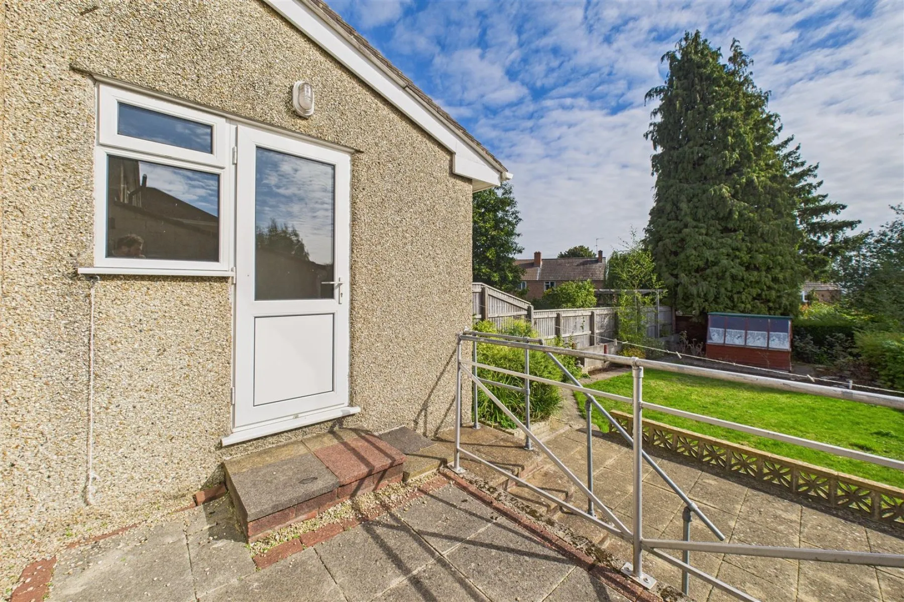 SEMI FOR BASIC UPDATING | COOMBE DINGLE, 3 bedroom, House - Semi-Detached - 34210196