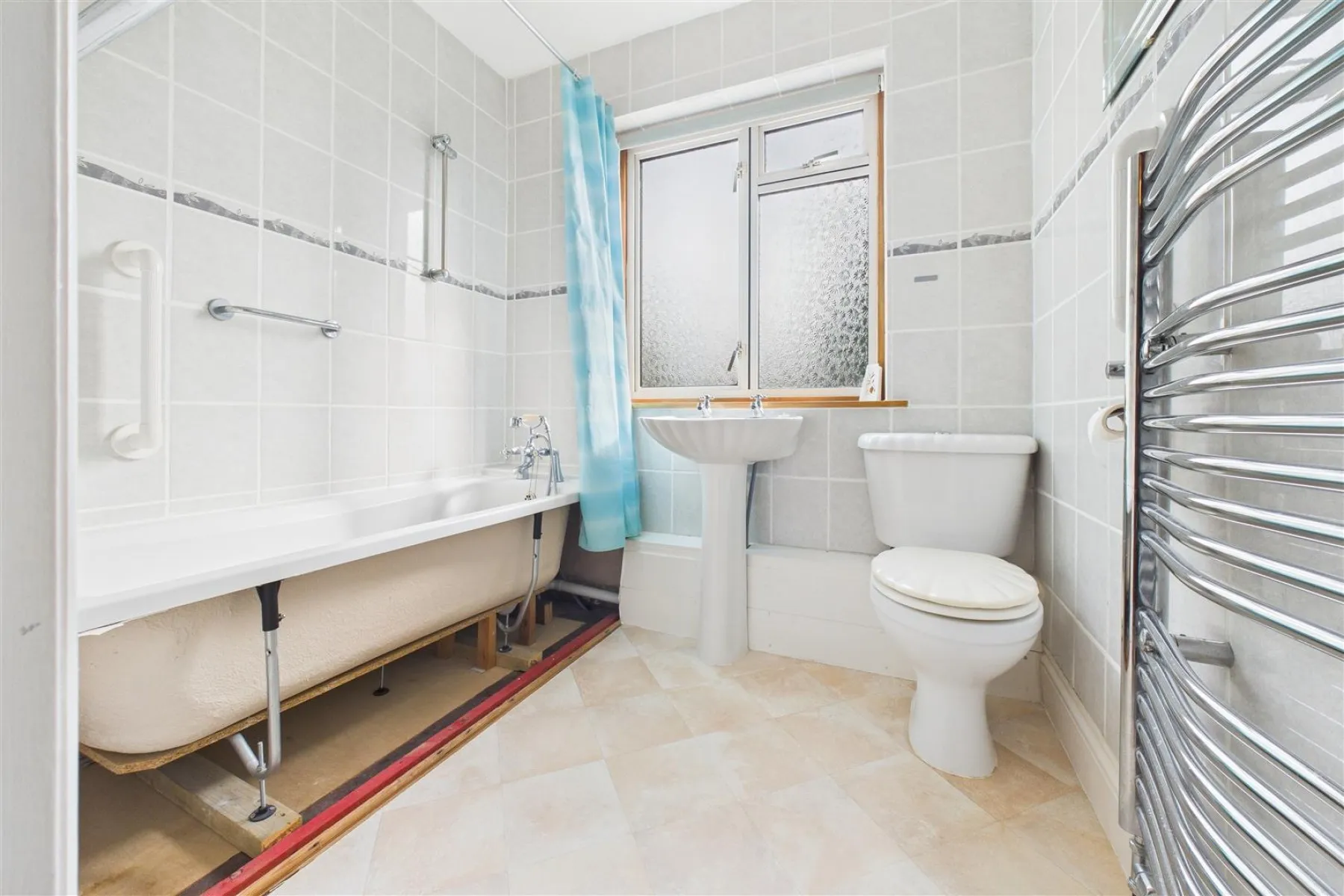 SEMI FOR BASIC UPDATING | COOMBE DINGLE, 3 bedroom, House - Semi-Detached - 34210196
