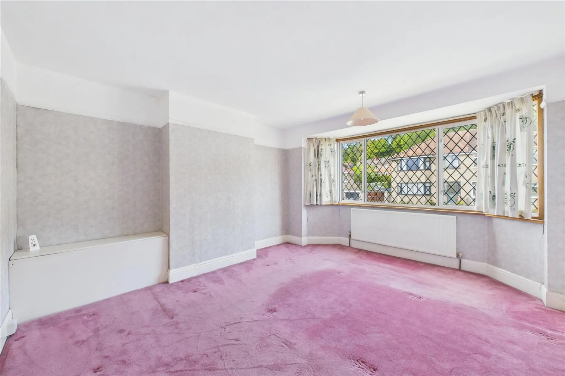 SEMI FOR BASIC UPDATING | COOMBE DINGLE, 3 bedroom, House - Semi-Detached - 34210196