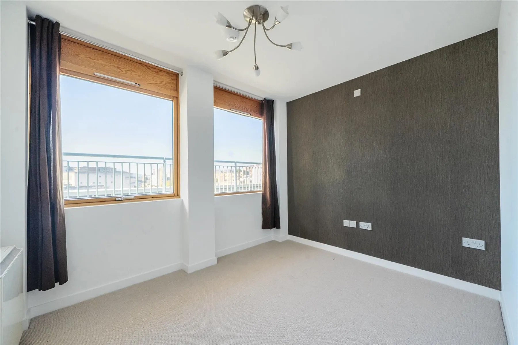 Penthouse, City Centre, 2 bedroom, Flat - 34213351