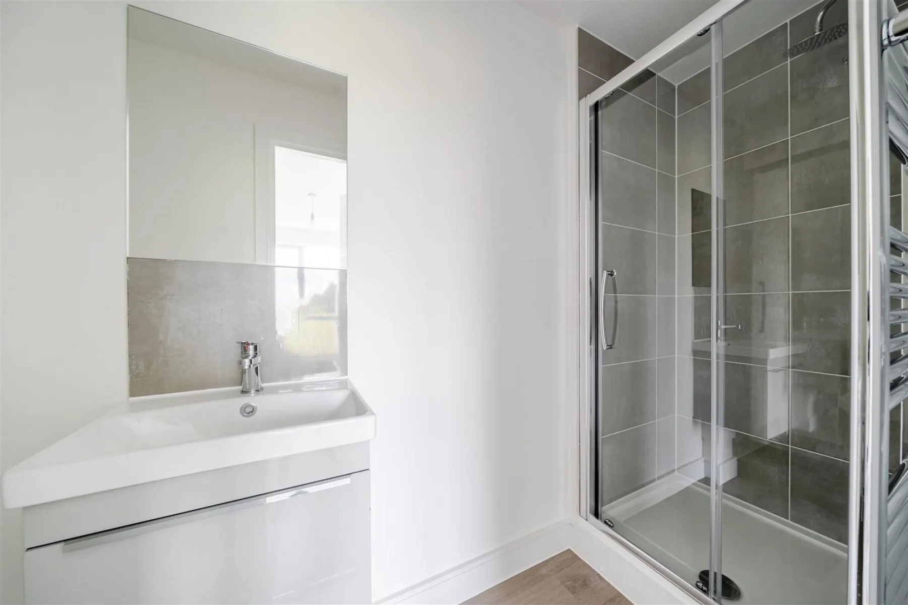 Osbourne Close, Kingswood, 4 bedroom, House - 34147986