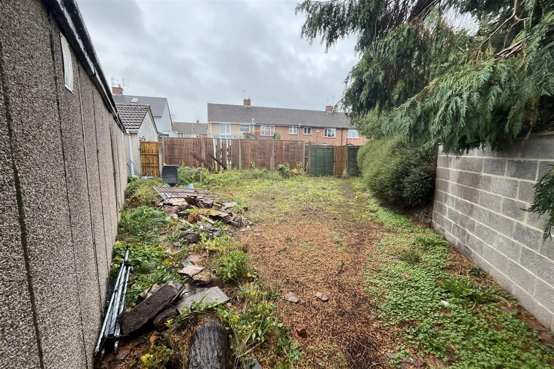 0.177 ACRES | 14 GARAGES | DOWNEND, Land - Building Plot - 34255954