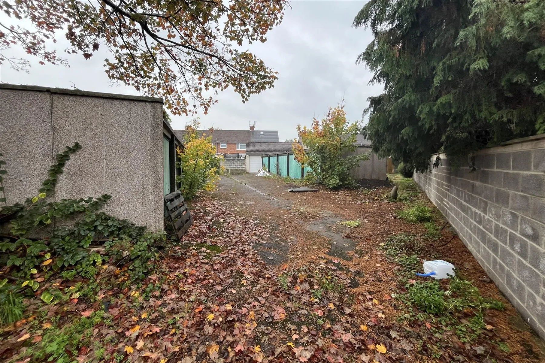 0.177 ACRES | 14 GARAGES | DOWNEND, Land - Building Plot - 34255954