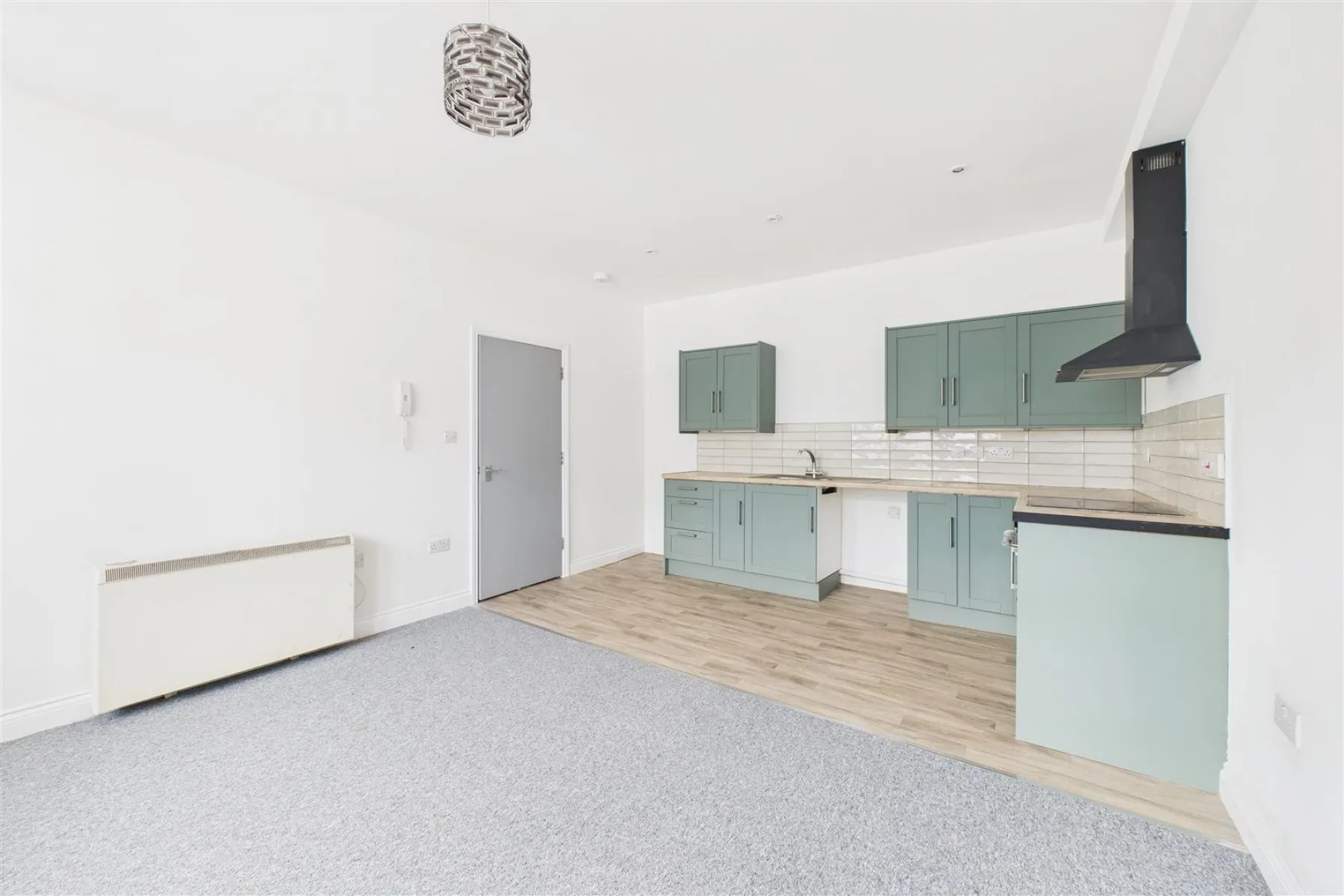 BLOCK OF 12 x FLATS | BS5, 19 bedroom, House - 34212299