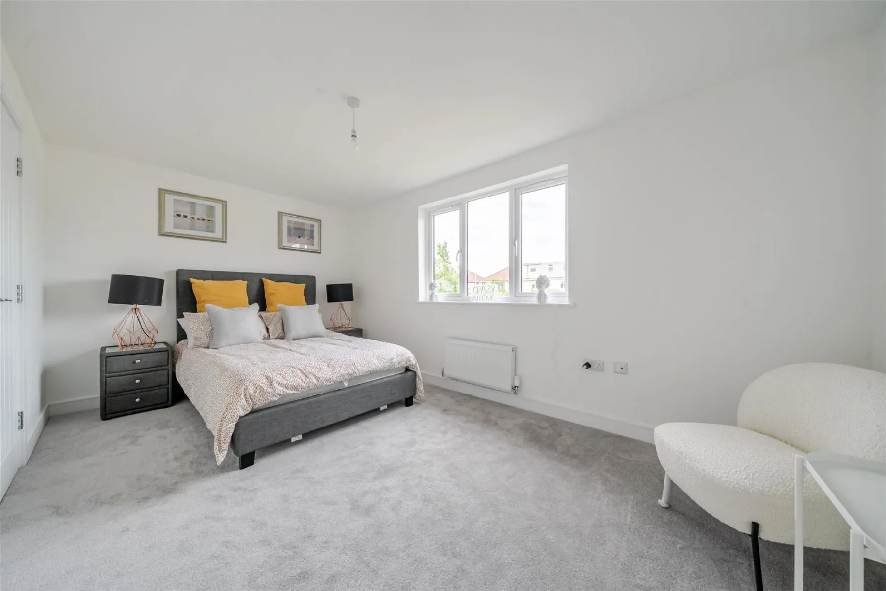 Osbourne Close, Kingswood, 4 bedroom, House - 34210219